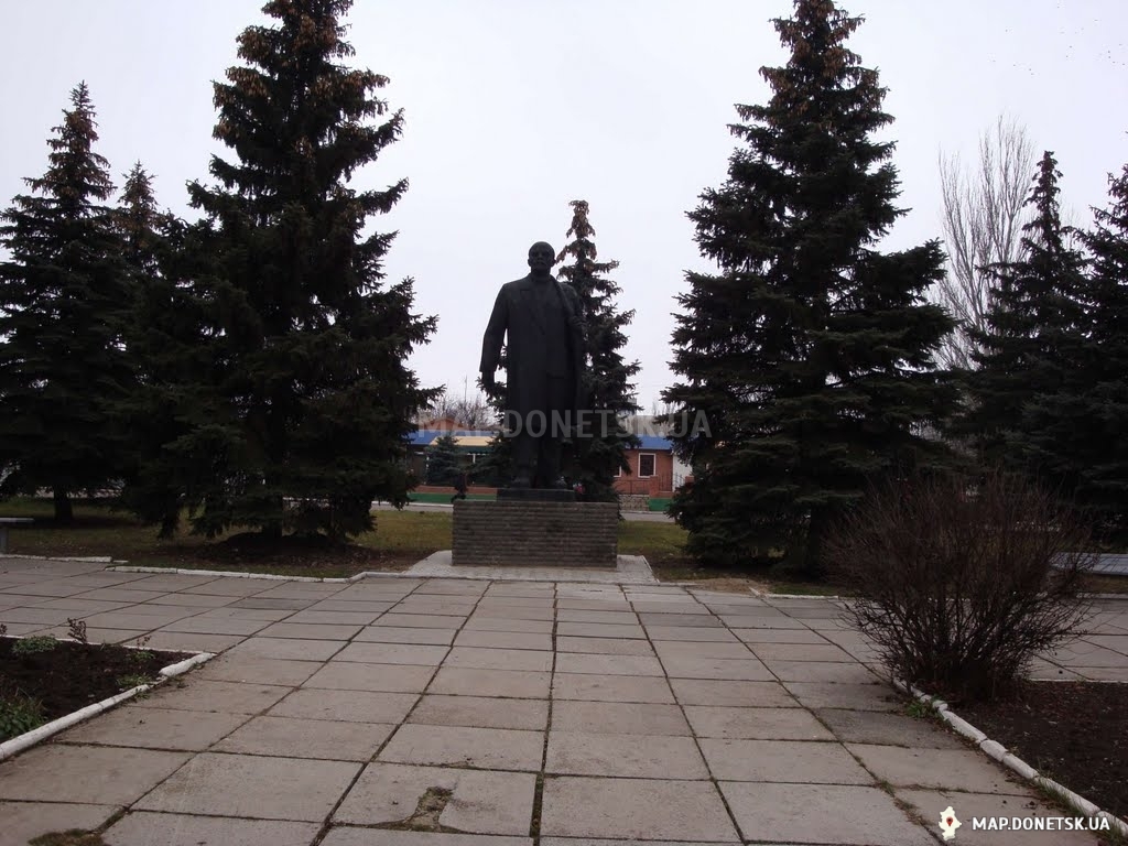 Марьинка, Памятник Ленину, История, Любительские