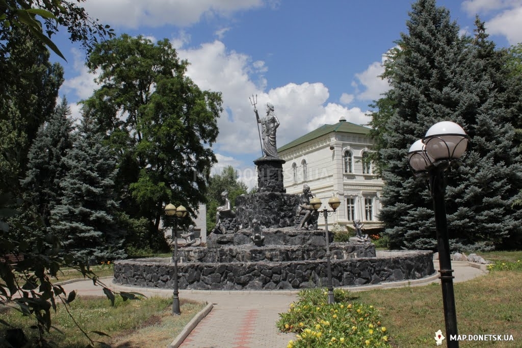 Славянск, Фонтан-памятник Нептуну возле санатория, Современные, Любительские