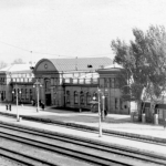 Железнодорожный вокзал, История, Черно-белые, С высоты, Вокзалы