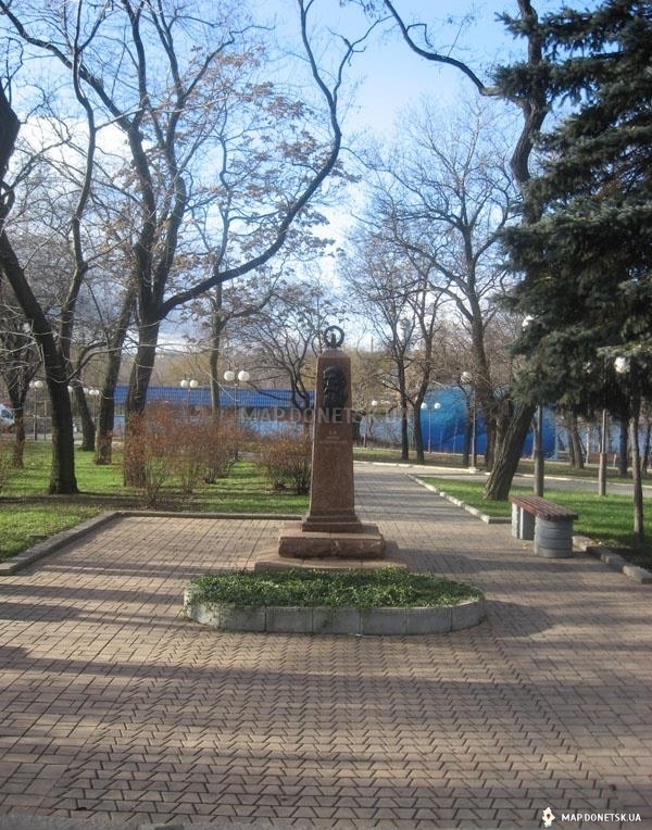 Памятник Берви-Флеровскому , Современные, Достопримечательности, Цветные
