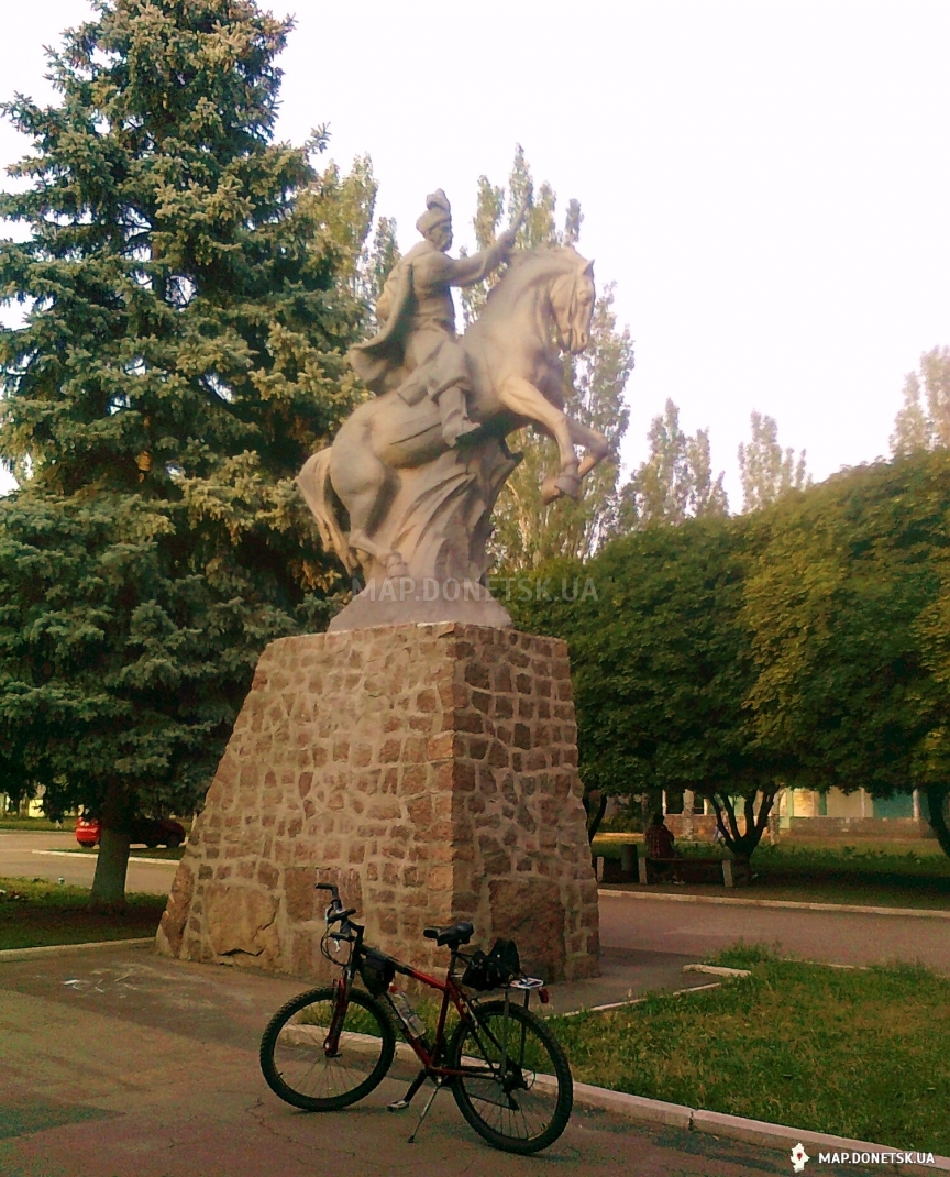 Памятник Богдану Хмельницкому, Современные, Достопримечательности, Цветные