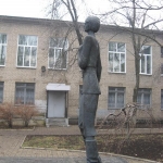  Памятник медицинской сестре, Современные, Достопримечательности, Цветные