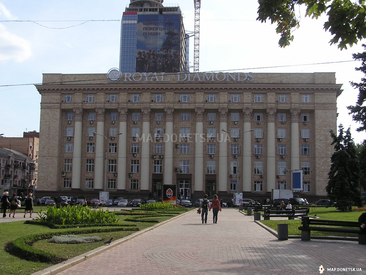 Здание бывшего министерства угольной промышленности, Современные, Достопримечательности, Цветные