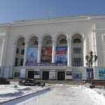 Театральная площадь, Современные, Достопримечательности, Цветные