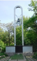 Памятник воинам-освободителям на кладбище в Кировском районе