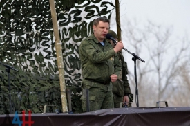 Глава ДНР поприветствовал резервистов на масштабных мобилизационных сборах под Шахтерском.