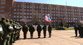 В Донецке прошла репетиция военного парада ко Дню Победы.