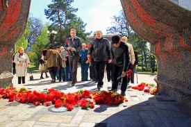 Спасатели МЧС ДНР почтили память ликвидаторов Чернобыльской АЭС.